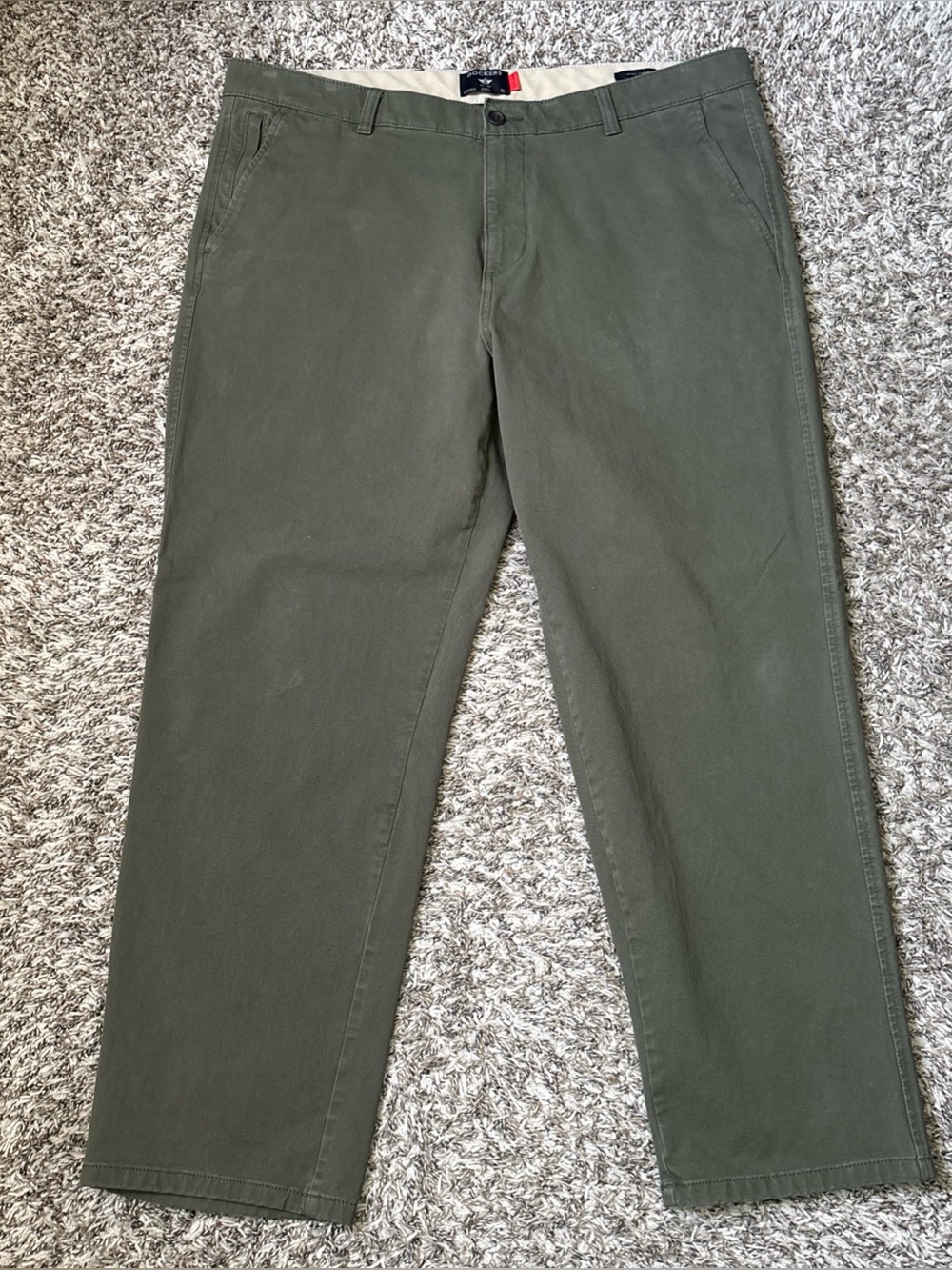 Dockers Men's Olive Chino Pants